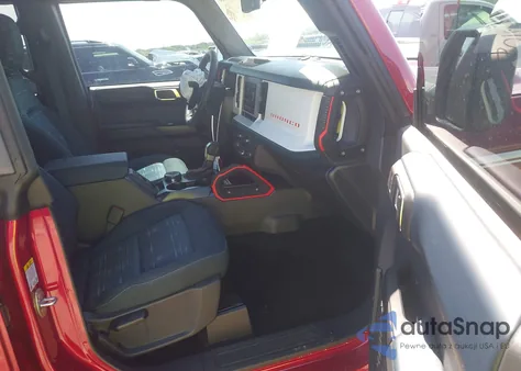 2025 Ford Bronco Heritage Edition из США, поврежденный, VIN 1FMEE4DPXSLA56580